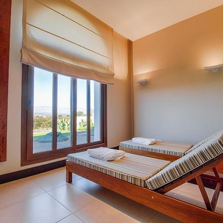 Hotel Grace Cafayate Zewnętrze zdjęcie A room at the spa